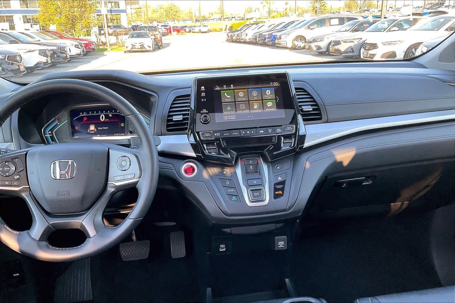 Used 2023 Honda Odyssey EX-L image 7