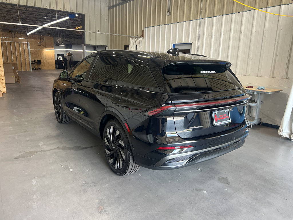 New 2025 Lincoln Nautilus Reserve w/ Jet Appearance Package image 4