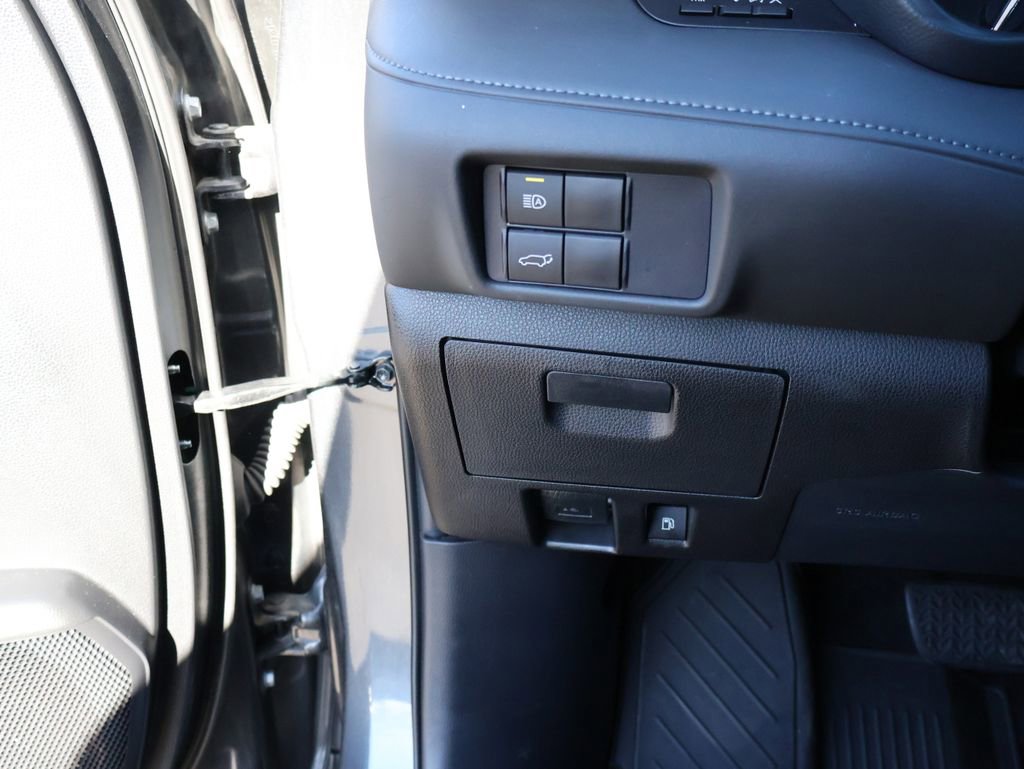 Used 2021 Toyota Highlander XSE image 34