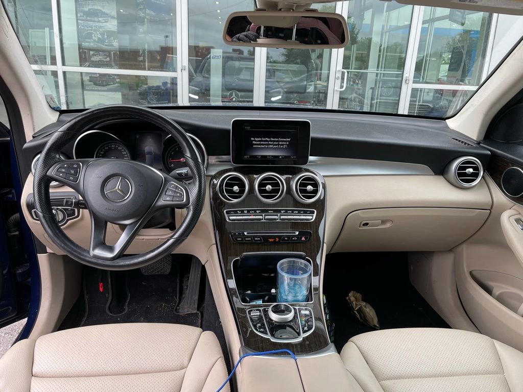 Used 2019 Mercedes-Benz GLC 300 4MATIC image 10