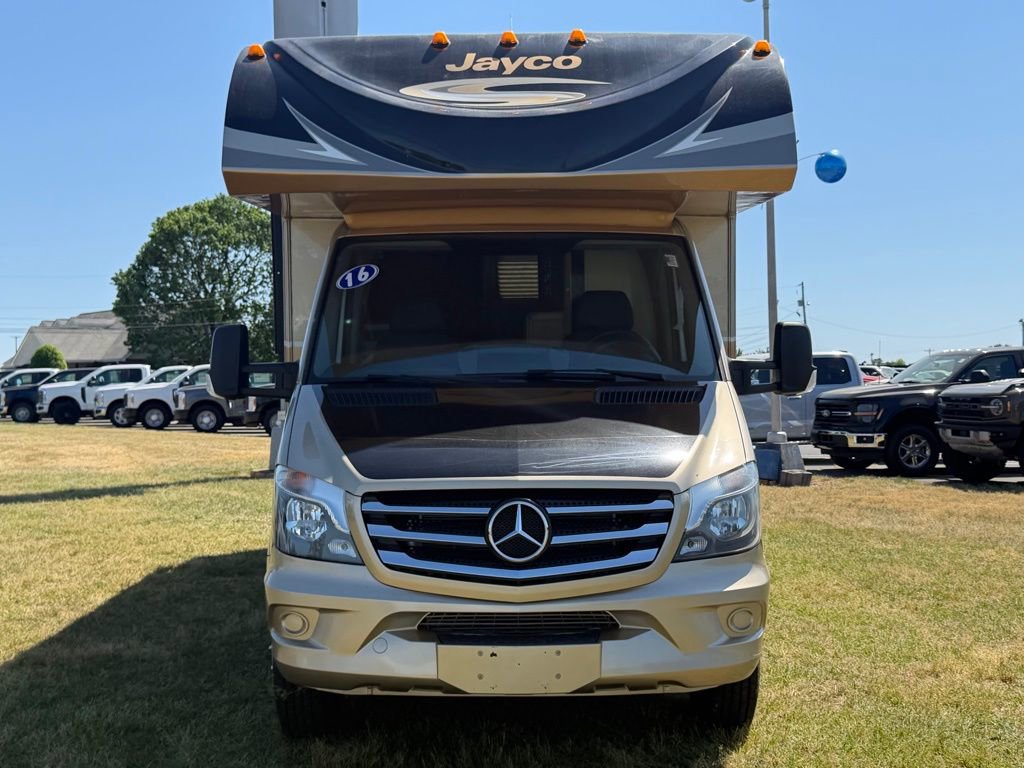 Used 2016 Mercedes-Benz Sprinter 3500 image 8