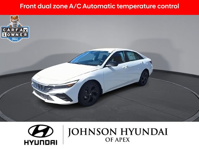Certified 2026 Hyundai Elantra Sport FWD image 4