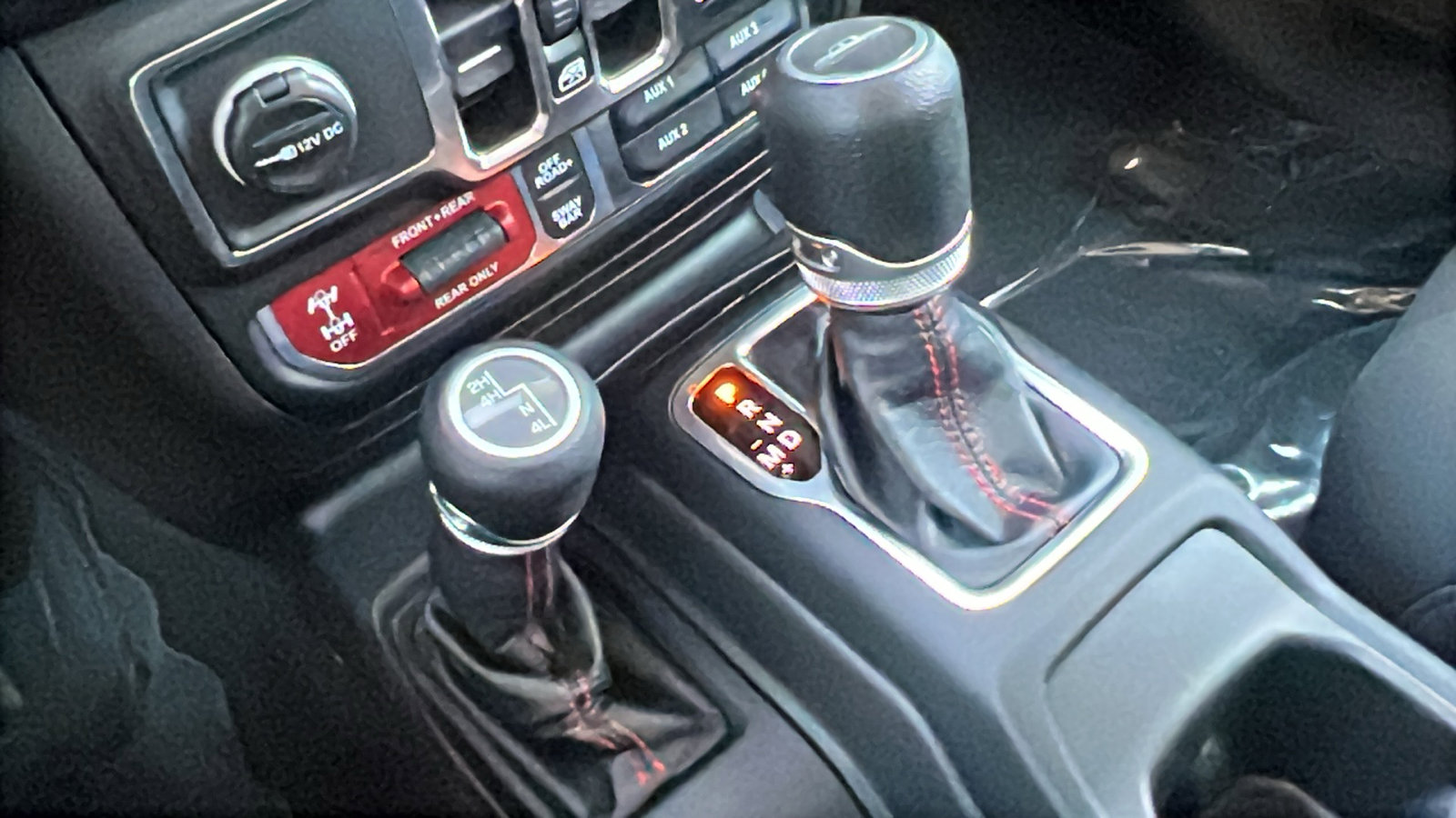 Used 2021 Jeep Gladiator Rubicon w/ LED Lighting Group image 30