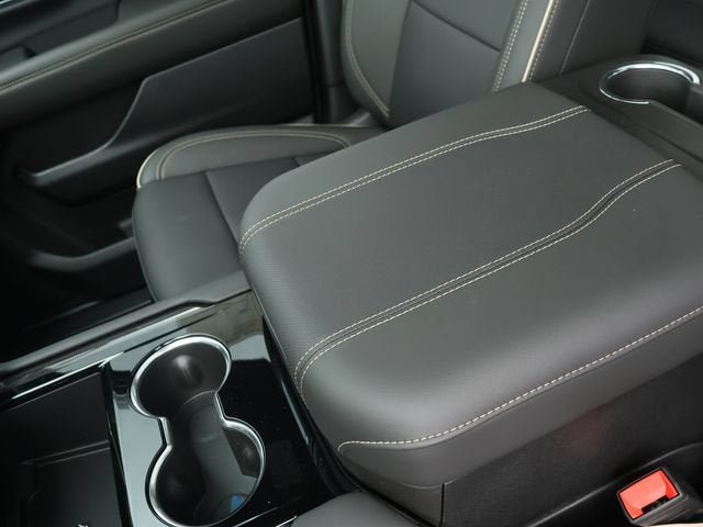 New 2026 GMC Yukon XL Elevation w/ Elevation Premium Package AWD/4WD image 28