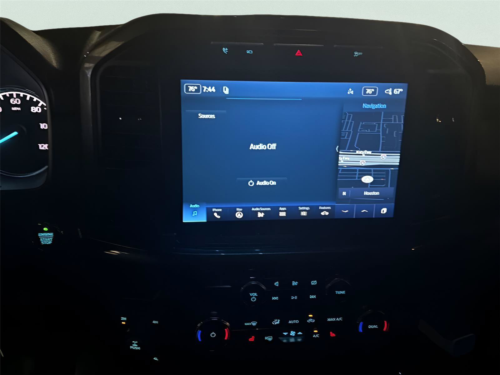 Used 2022 Ford F150 XLT w/ Equipment Group 302A High AWD/4WD image 6