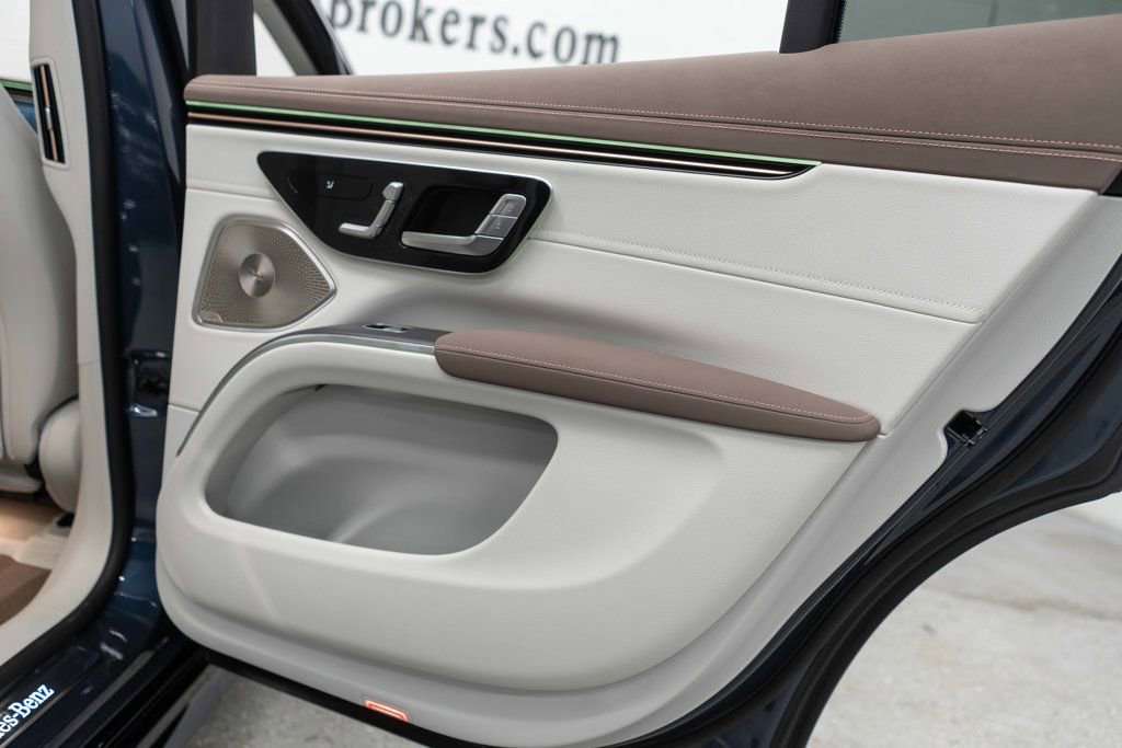 Used 2023 Mercedes-Benz EQS 450+ 4MATIC SUV w/ AMG Line Exterior Package image 34