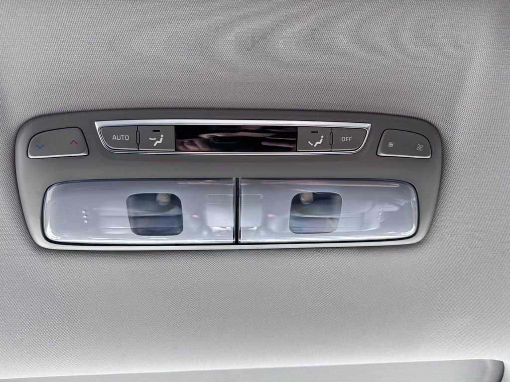 Used 2022 Kia Telluride SX image 29