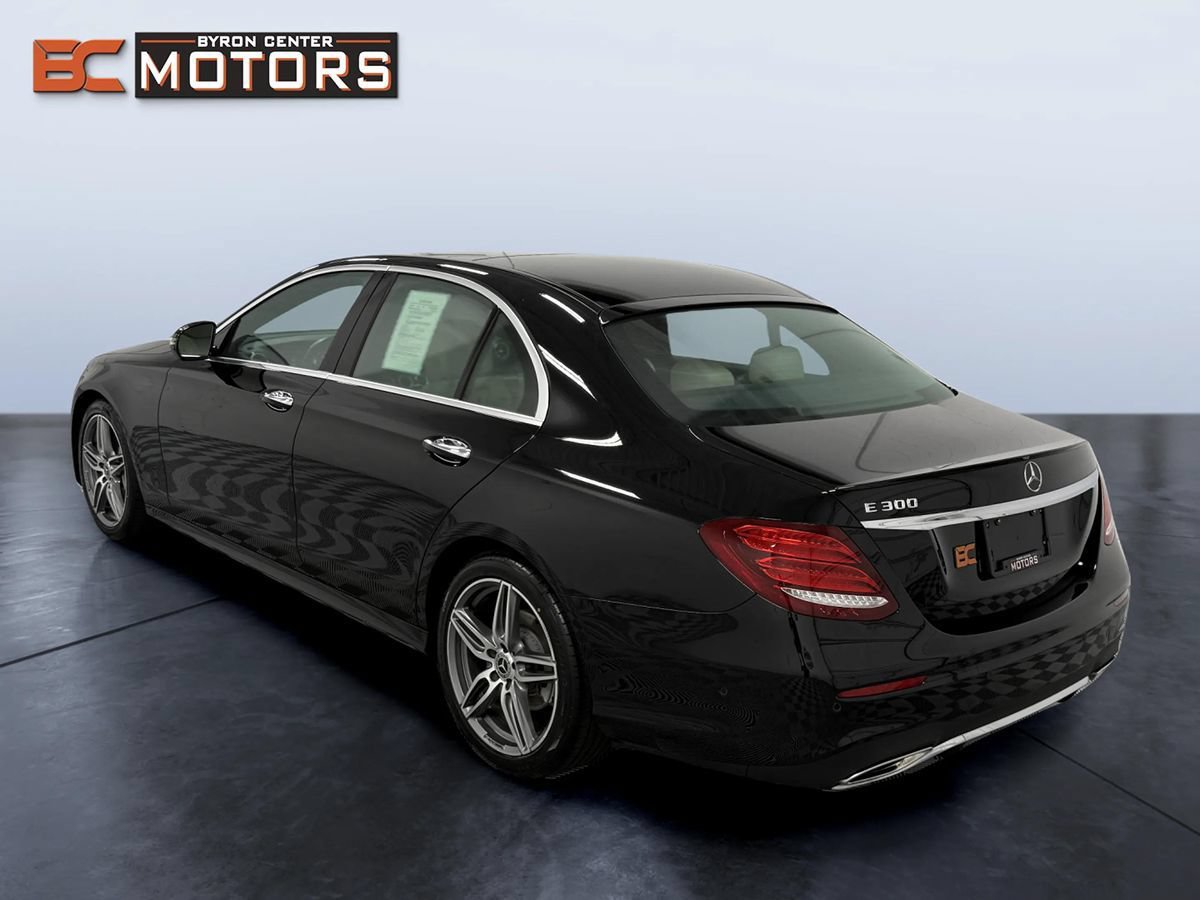 Used 2019 Mercedes-Benz E 300 4MATIC w/ Premium 1 Package image 4