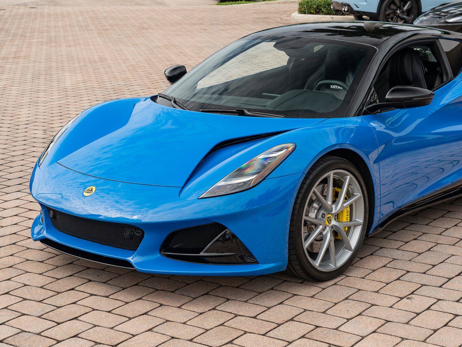 Used 2025 Lotus Emira RWD image 24