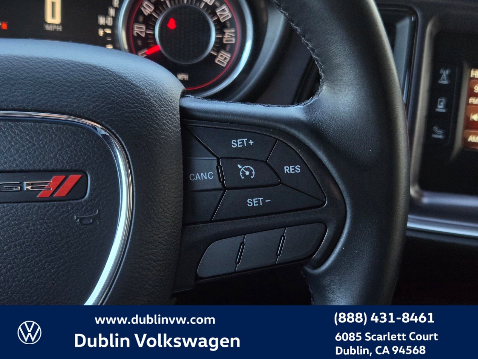 Used 2016 Dodge Challenger R/T image 18