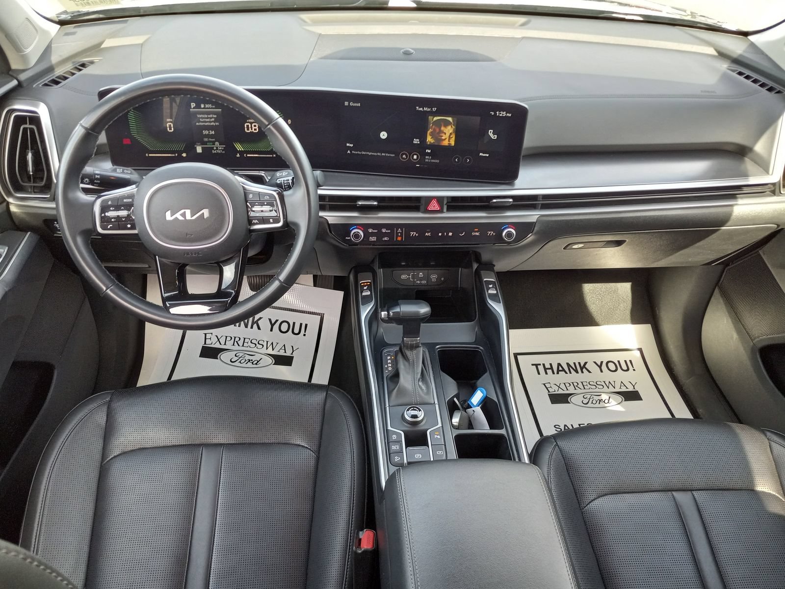 Used 2024 Kia Sorento S FWD image 17