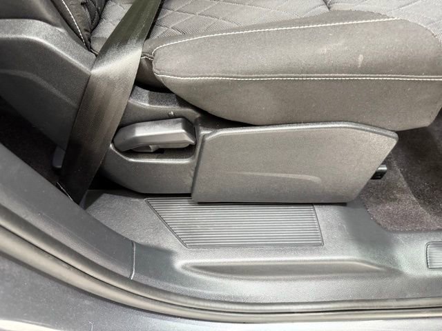 Used 2021 Volkswagen Atlas S image 21