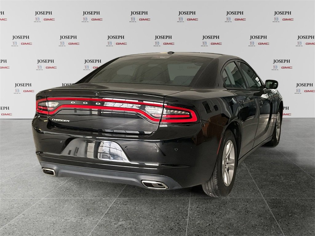 Used 2022 Dodge Charger SXT image 7