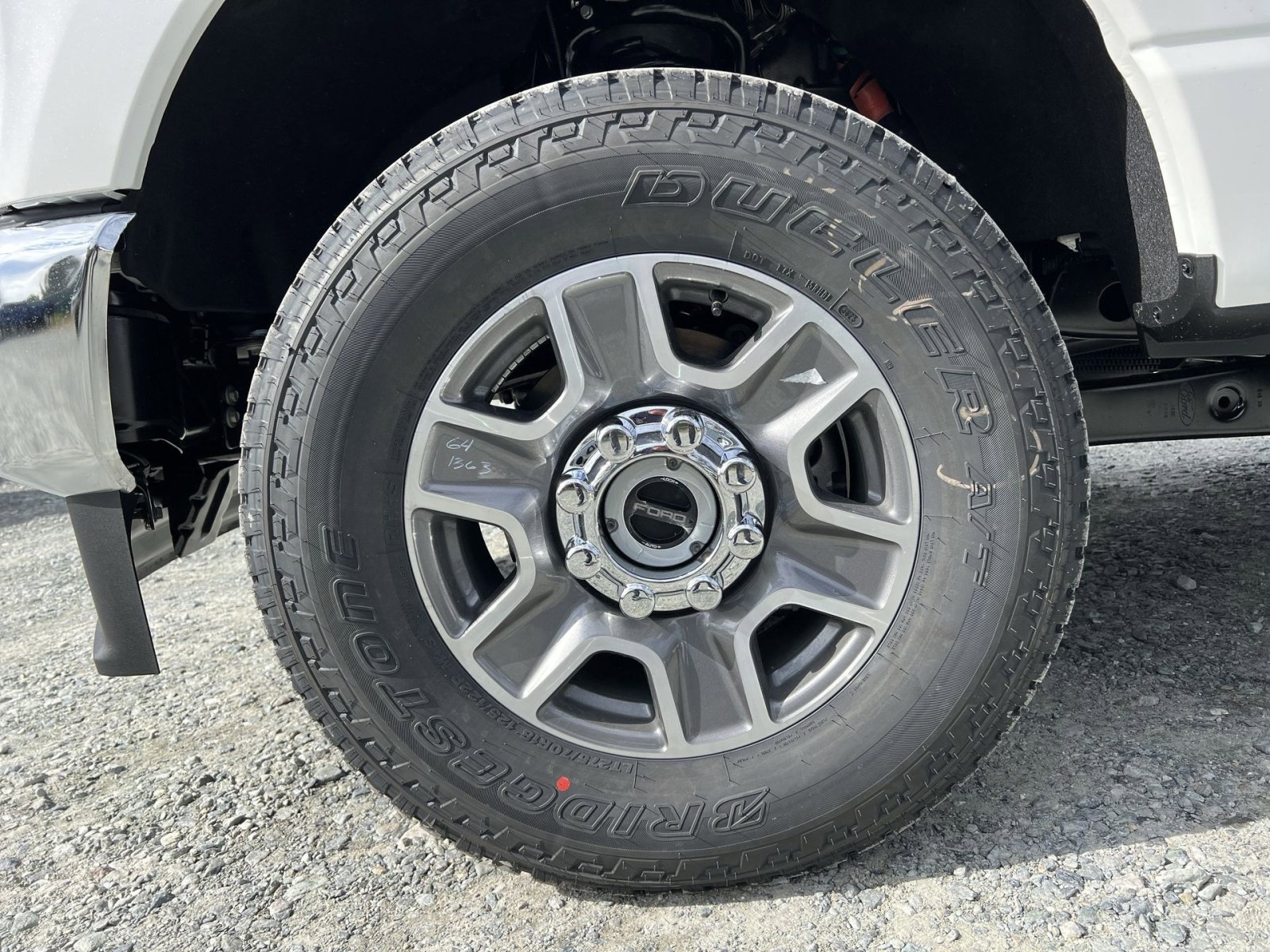 New 2026 Ford F250 Lariat w/ FX4 Off-Road Package image 12