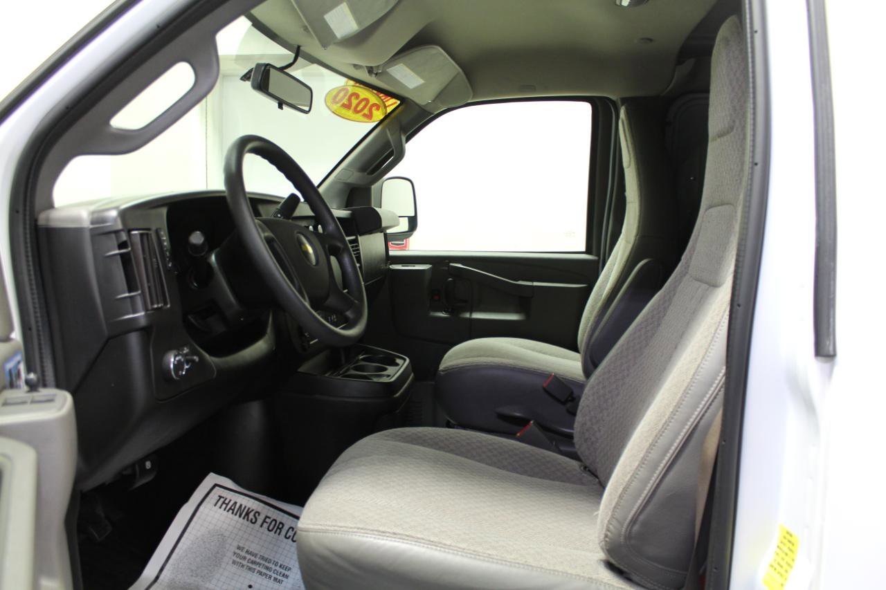 Used 2020 Chevrolet Express 2500 RWD image 15