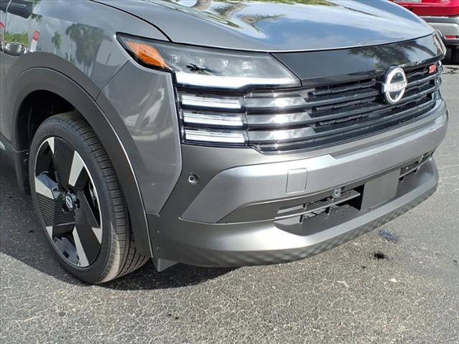 Used 2025 Nissan Kicks SR image 12