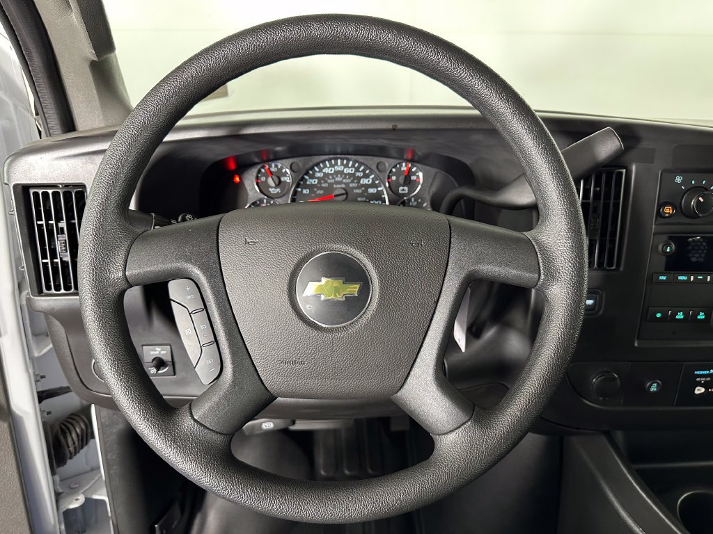 Used 2025 Chevrolet Express 2500 w/ Driver Convenience Package RWD image 11