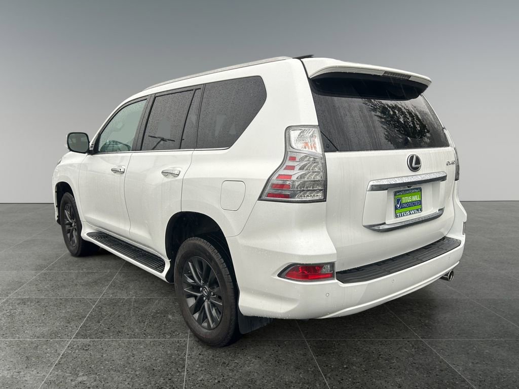 Used 2022 Lexus GX 460 Premium w/ Premium Package image 5