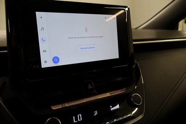 Certified 2025 Toyota Corolla SE image 22