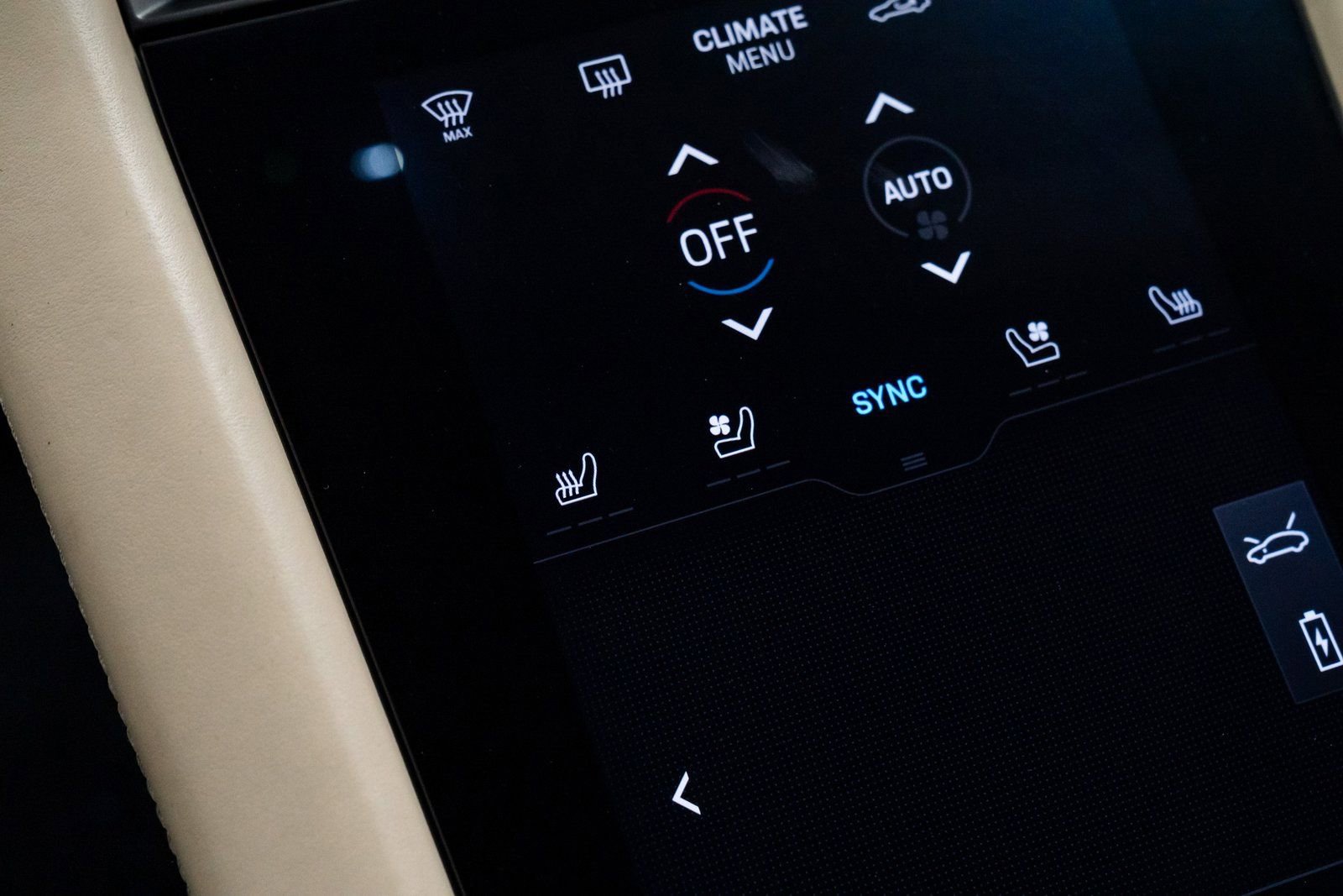 Used 2020 Porsche Taycan Turbo image 14