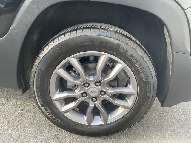 Used 2024 GMC Terrain SLT image 18