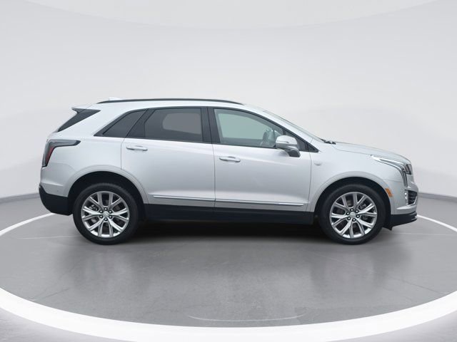 Used 2020 Cadillac XT5 Sportv w/ Platinum Package image 2