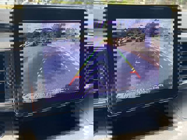 Used 2023 Ford Explorer XLT w/ Equipment Group 202A AWD/4WD image 28