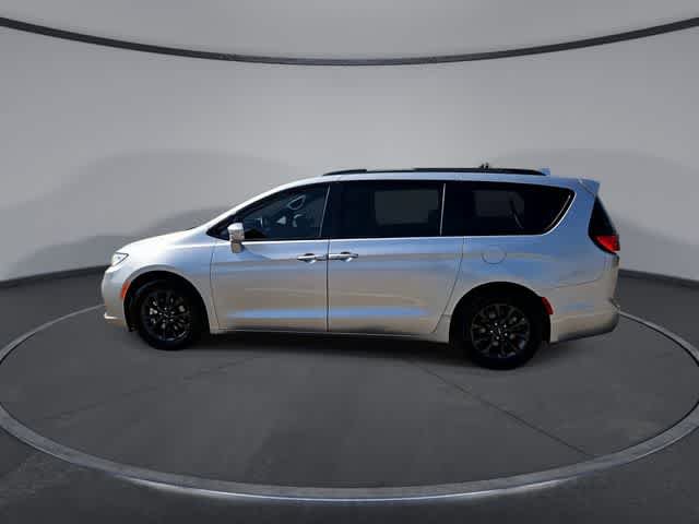 Used 2021 Chrysler Pacifica Touring w/ S Appearance Package FWD image 5