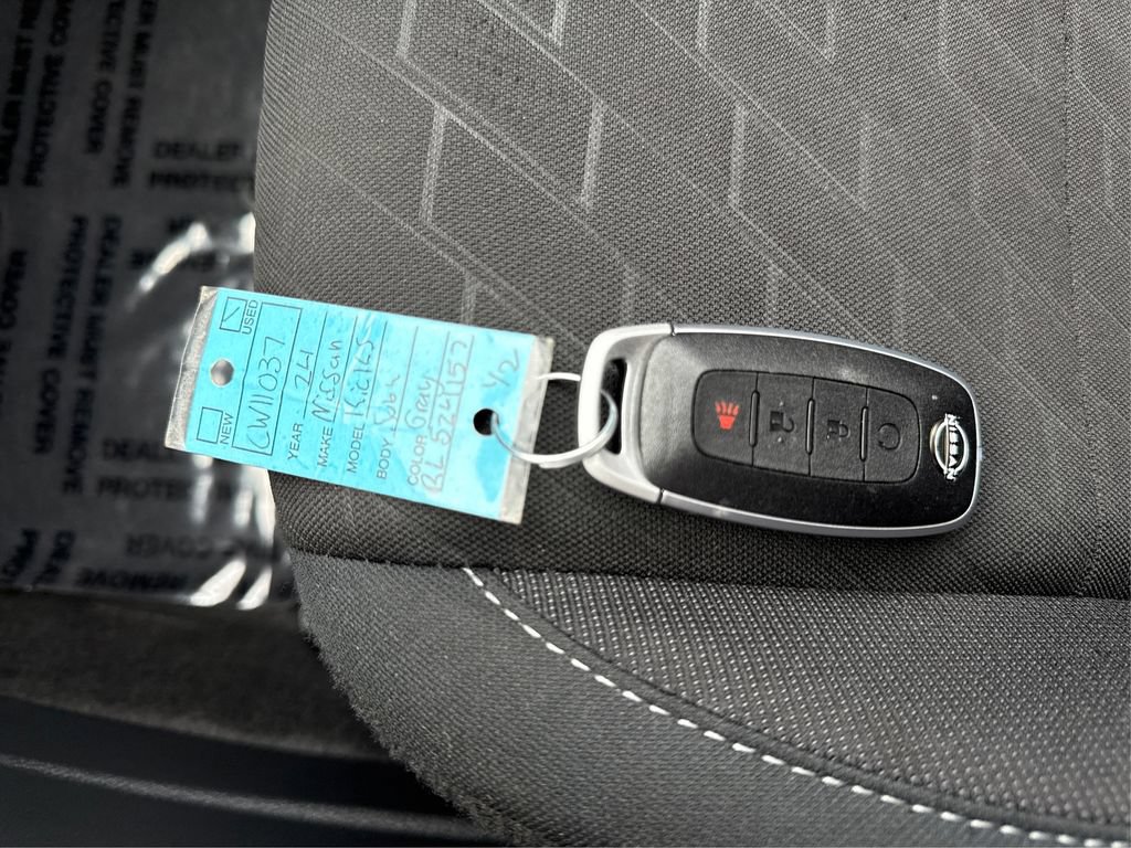 Used 2024 Nissan Kicks SV FWD image 33