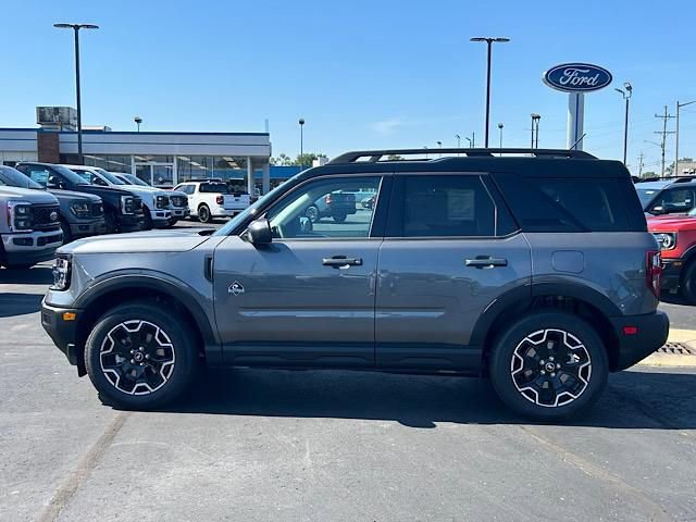 Used 2025 Ford Bronco Sport Outer Banks image 6