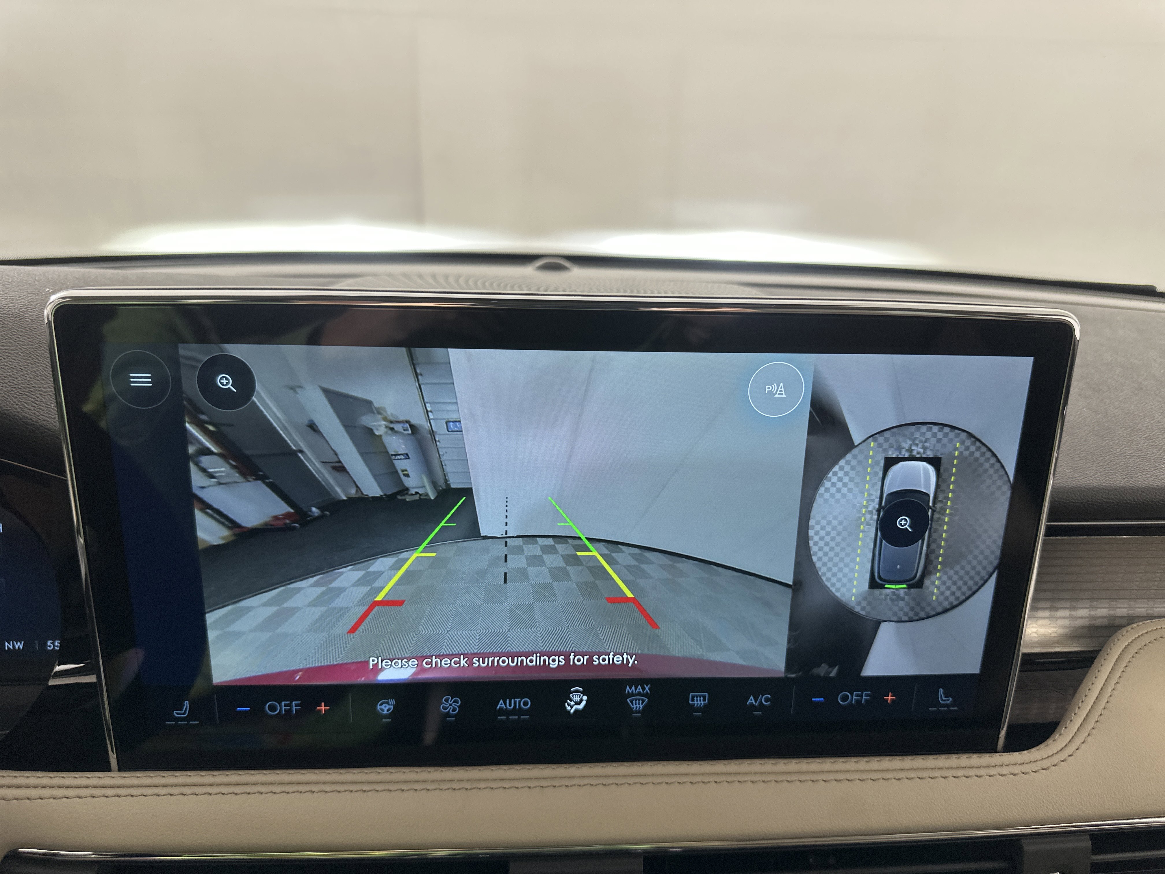 New 2026 Lincoln Corsair Premiere image 18