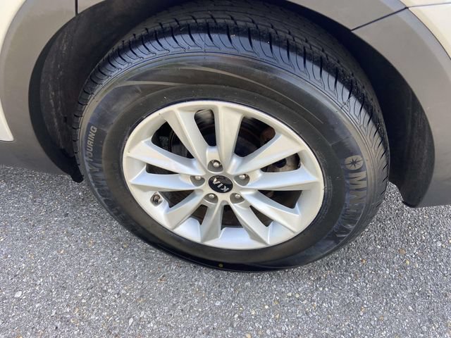 Used 2020 Kia Sorento FWD V6 image 8