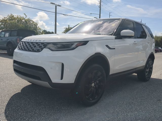 Used 2022 Land Rover Discovery S AWD/4WD image 9