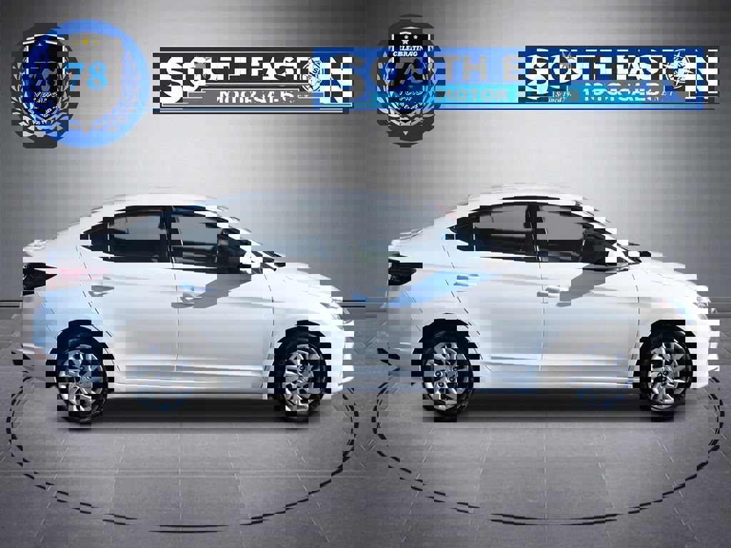 Used 2020 Hyundai Elantra SE w/ Convenience Package (C2) image 8