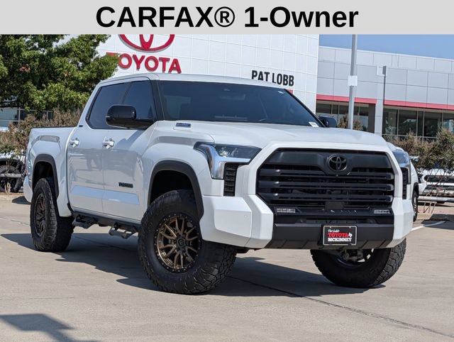 Used 2025 Toyota Tundra Limited AWD/4WD image 2