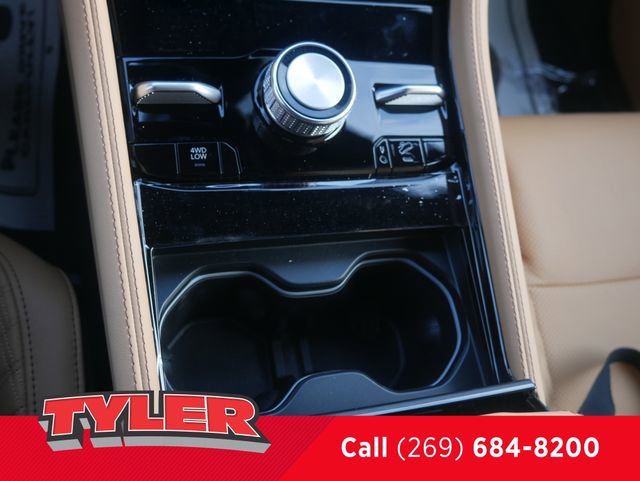 New 2026 Jeep Grand Cherokee Summit image 40