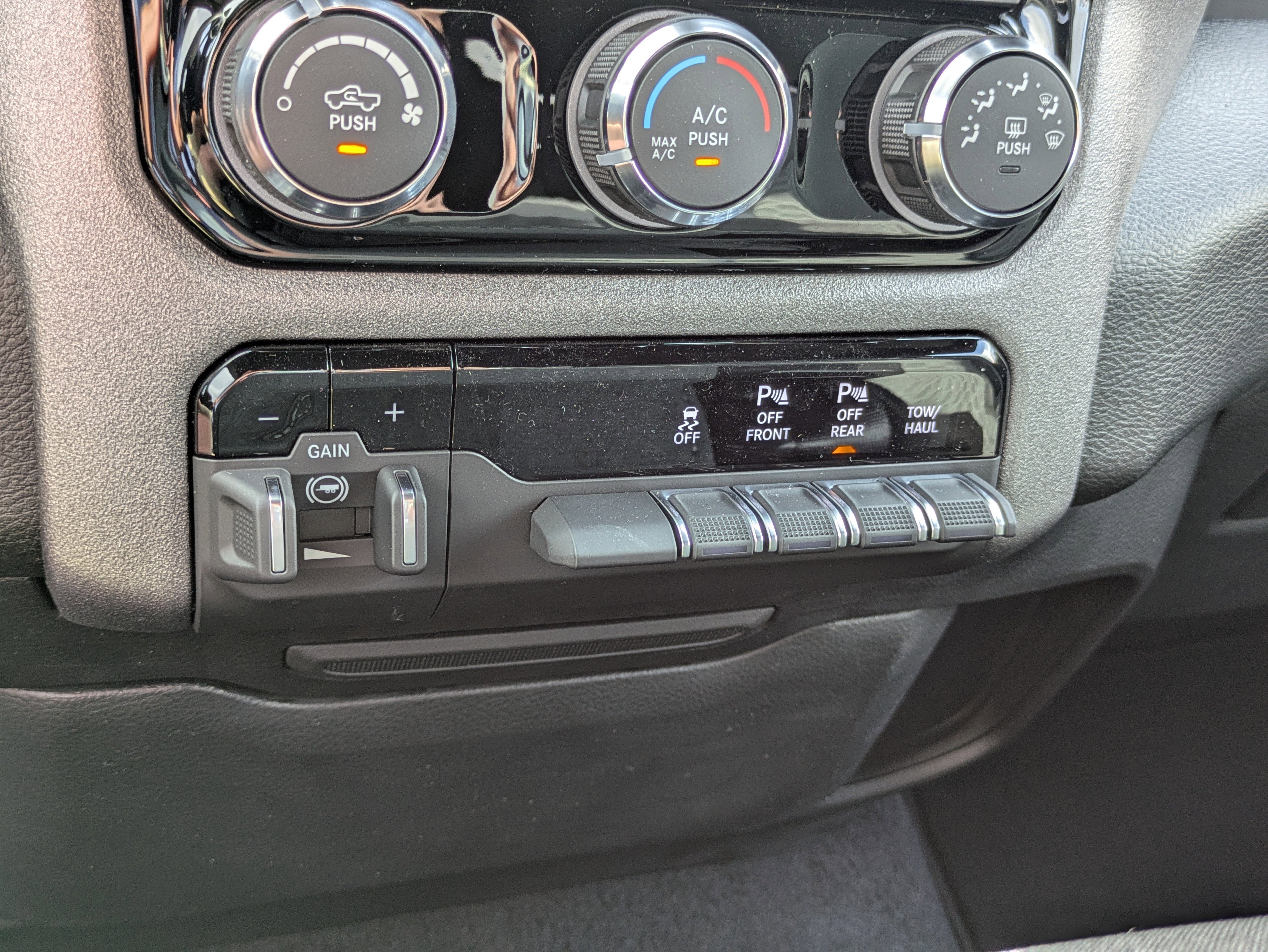 New 2025 RAM 1500 Tradesman w/ Off Road Group image 14