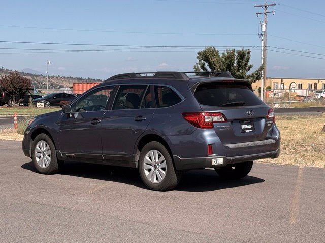 Used 2016 Subaru Outback 2.5i Premium AWD/4WD image 3