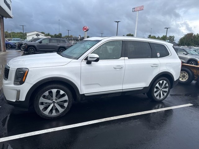 Used 2022 Kia Telluride S