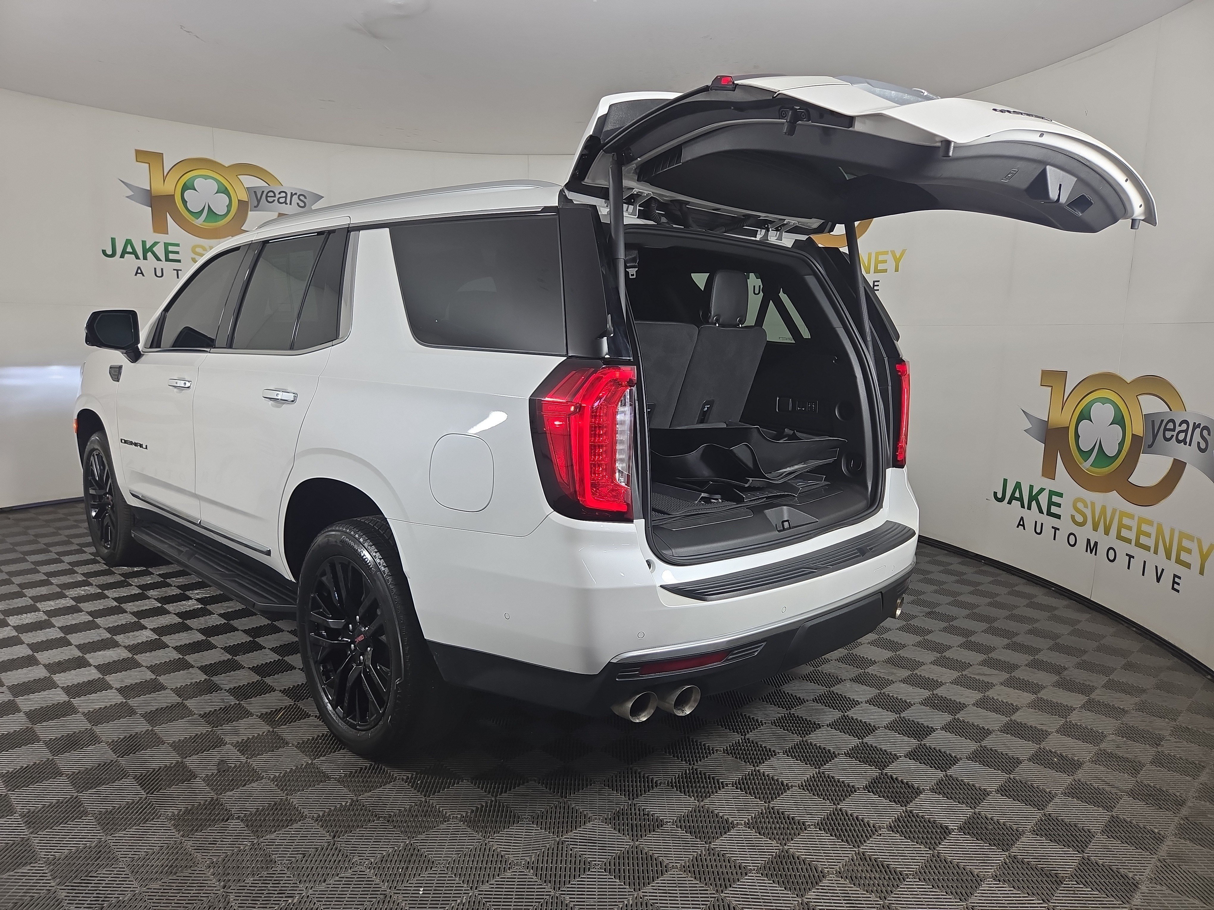 Certified 2024 GMC Yukon Denali w/ Advanced Technology Package AWD/4WD image 34