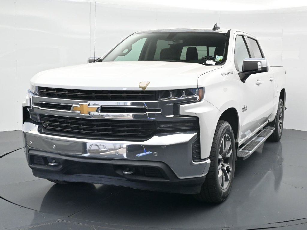 Used 2020 Chevrolet Silverado 1500 LT w/ Texas Edition RWD image 2