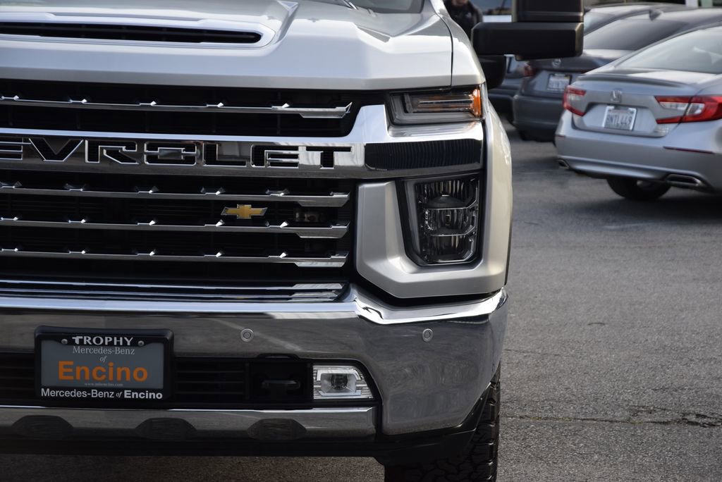 Used 2020 Chevrolet Silverado 2500 LTZ w/ LTZ Convenience Package image 8