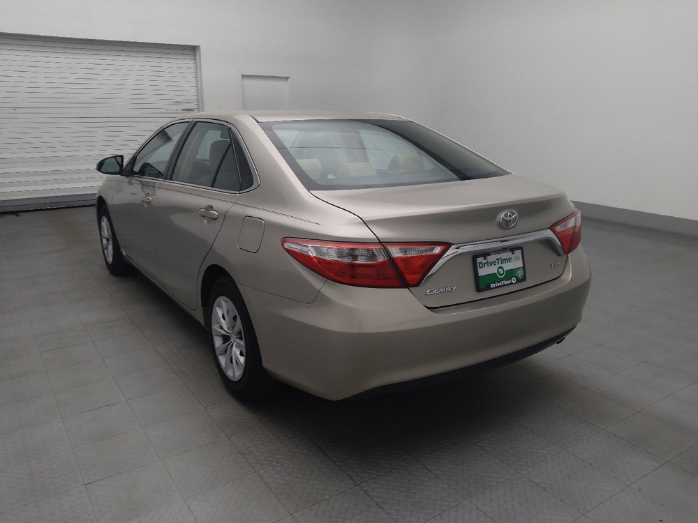 Used 2016 Toyota Camry LE FWD image 5