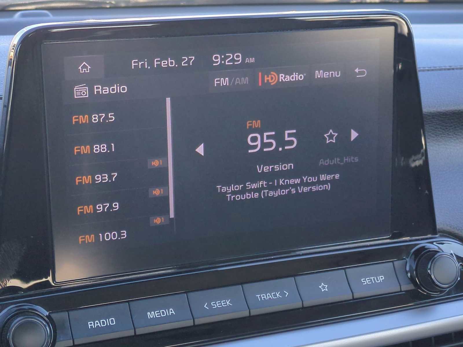 Used 2023 Kia Forte LXS w/ LXS Technology Package image 13