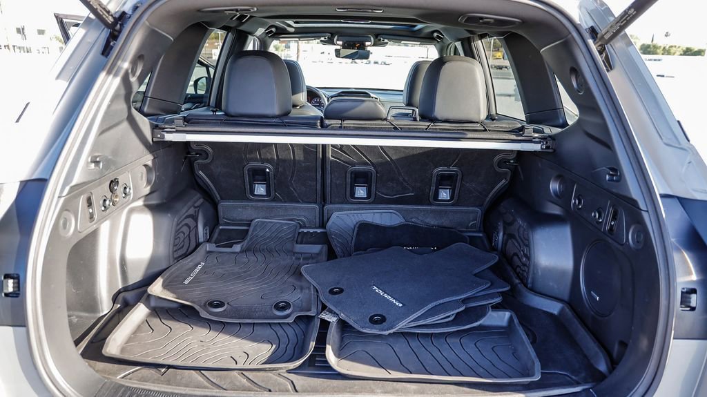 Used 2025 Subaru Forester Touring w/ Popular Package - Touring image 31