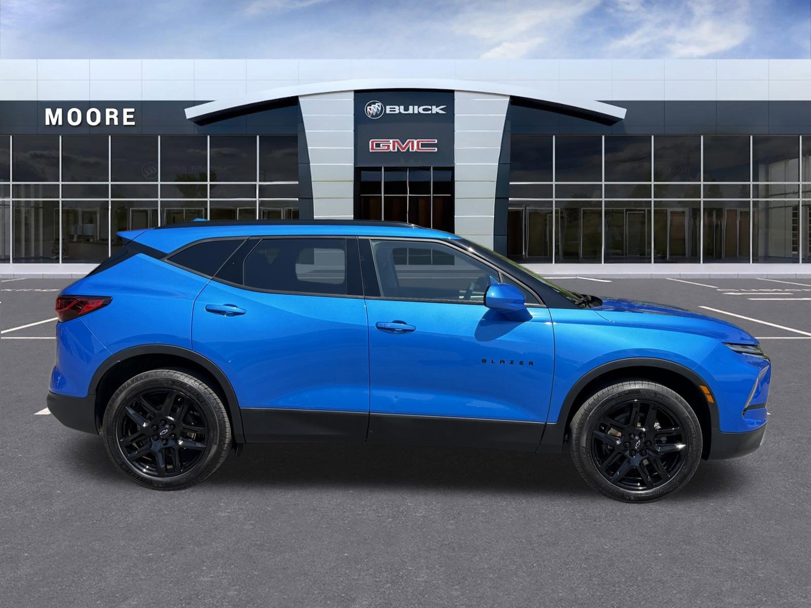 Used 2024 Chevrolet Blazer LT w/ Convenience Package FWD image 2
