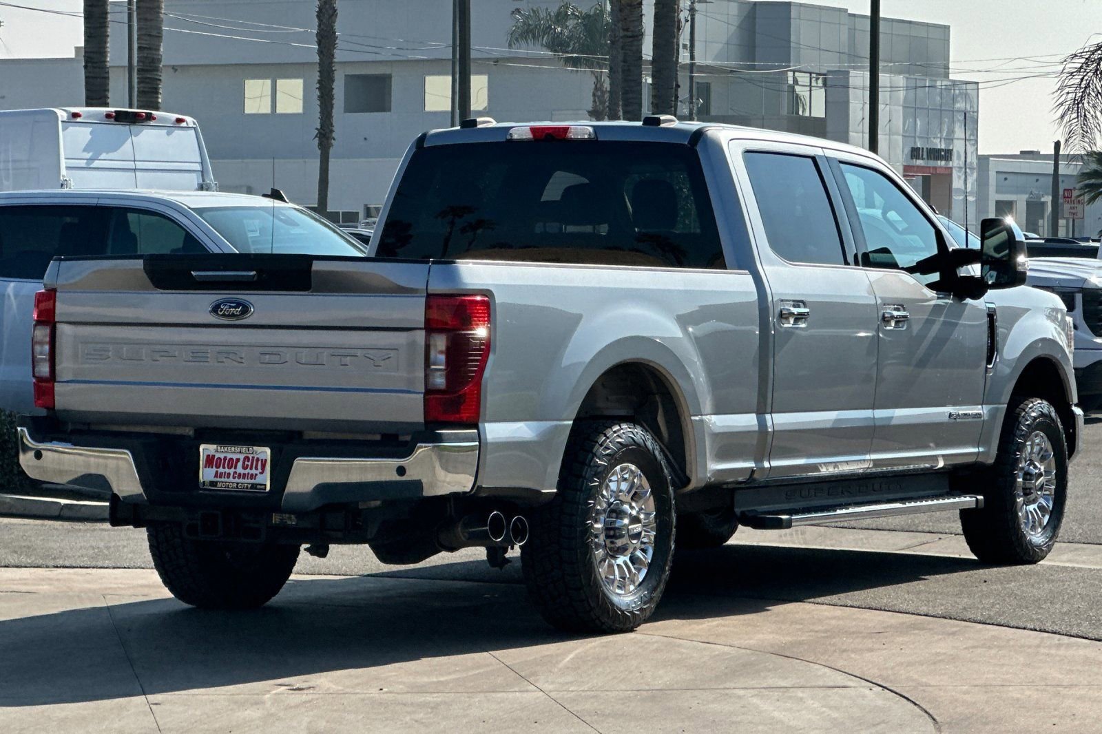 Used 2022 Ford F250 XLT w/ XLT Premium Package image 4