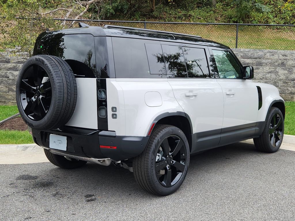 Used 2026 Land Rover Defender 110 S video 2