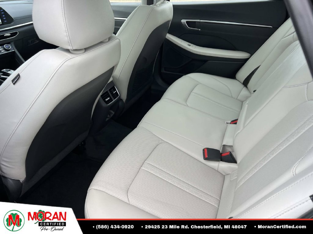 Used 2023 Hyundai Sonata Limited w/ Preferred Accessory Package FWD image 13