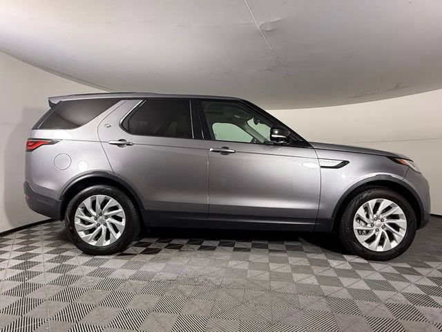 Used 2025 Land Rover Discovery S AWD/4WD image 9